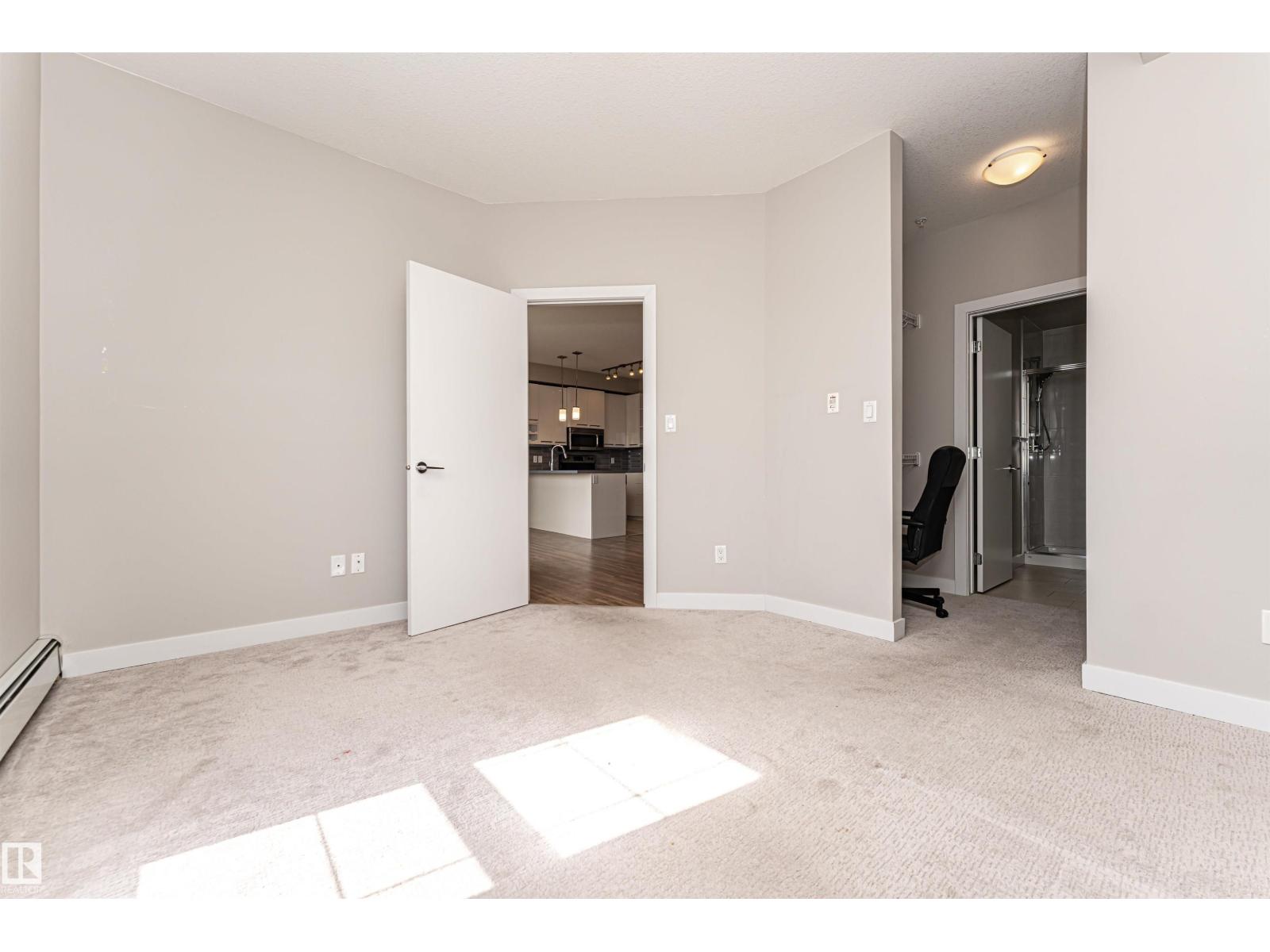 Photo 11 of 313 10418 81 Av Nw, Edmonton AB