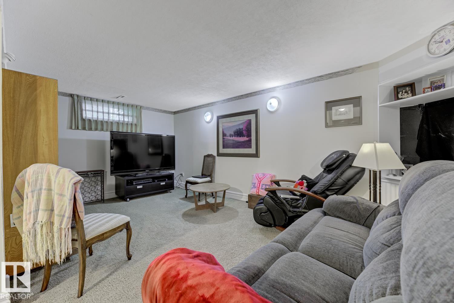 Photo 33 of 11712 136 Av Nw, Edmonton AB