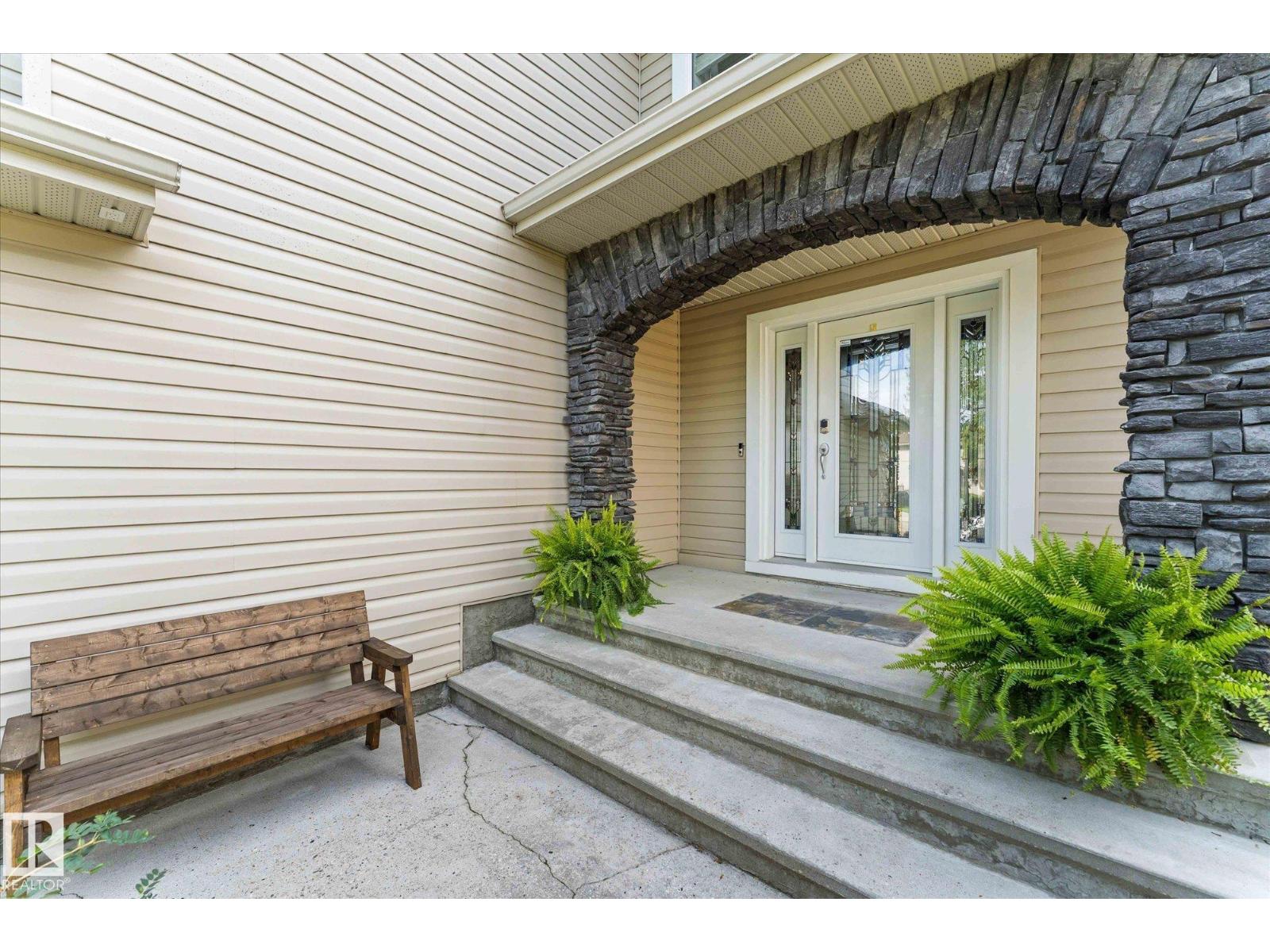 Photo 1 of 208 Westerra Bv, Stony Plain AB