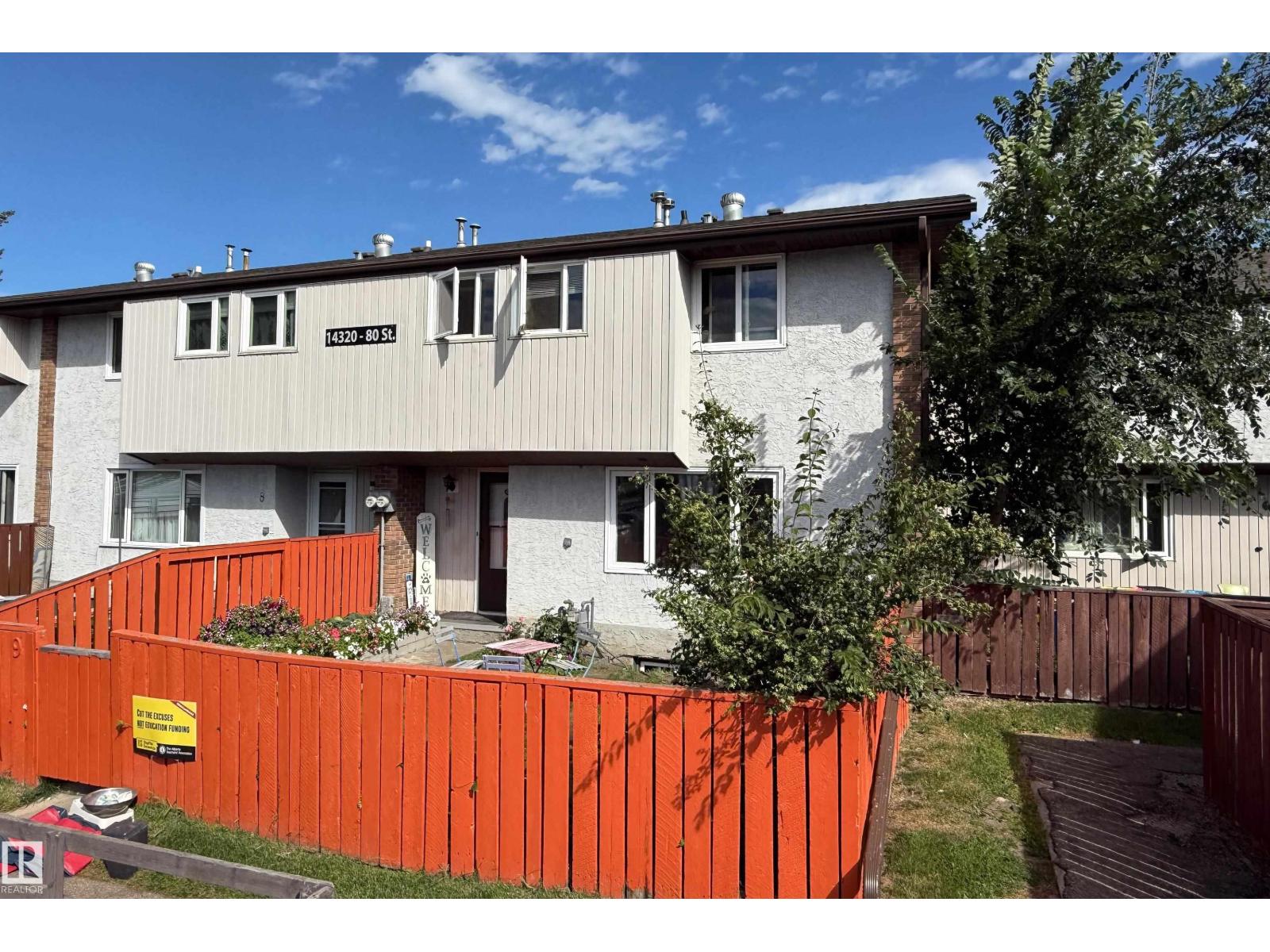 Photo 10 of 9 14320 80 St Nw, Edmonton AB