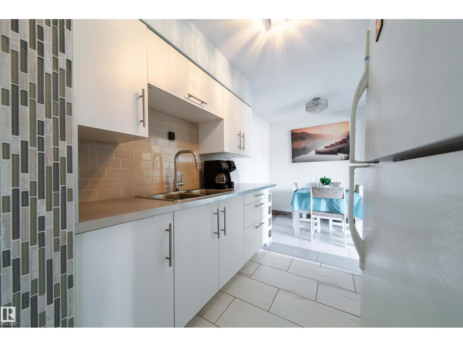 Photo 38 of 9 14320 80 St Nw, Edmonton AB