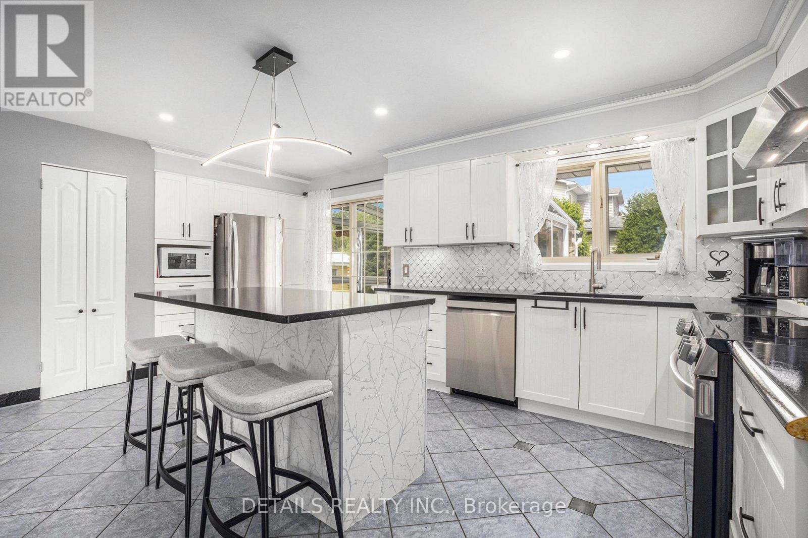 Photo 7 of 2215 Boyer Road, Ottawa ON