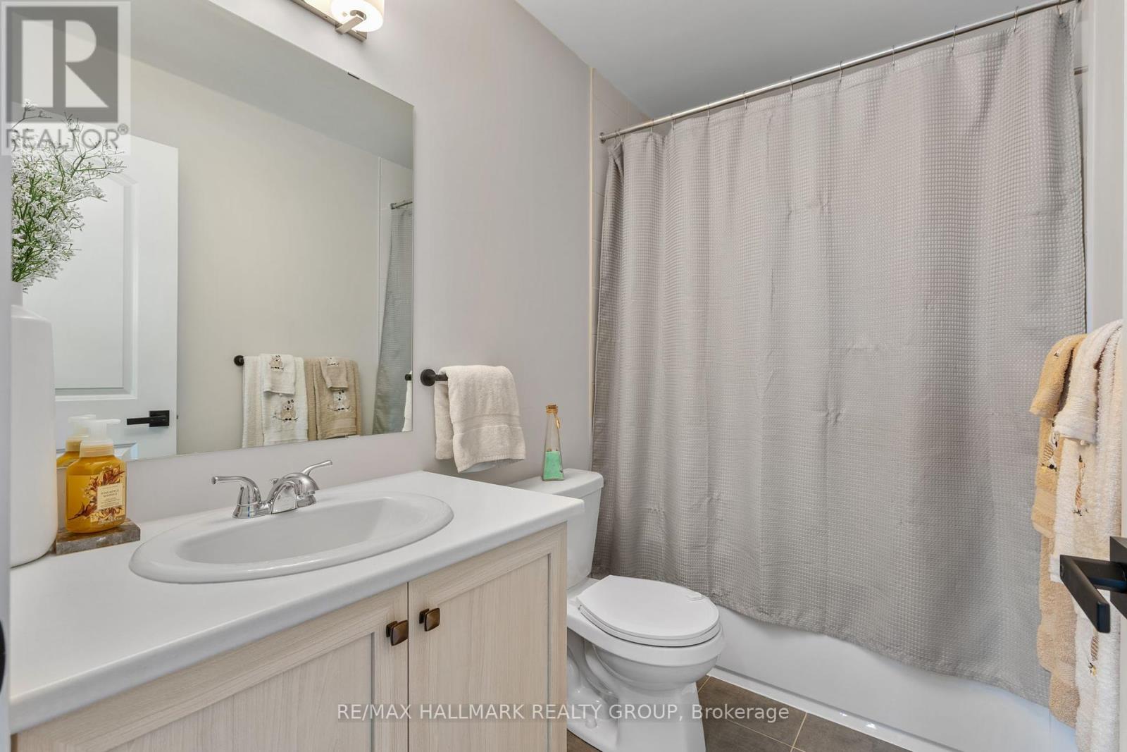 Photo 33 of 1015 Keeper Heights, Ottawa ON