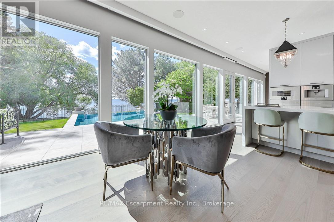 Photo 33 of 2250 Chancery Lane W, Oakville ON