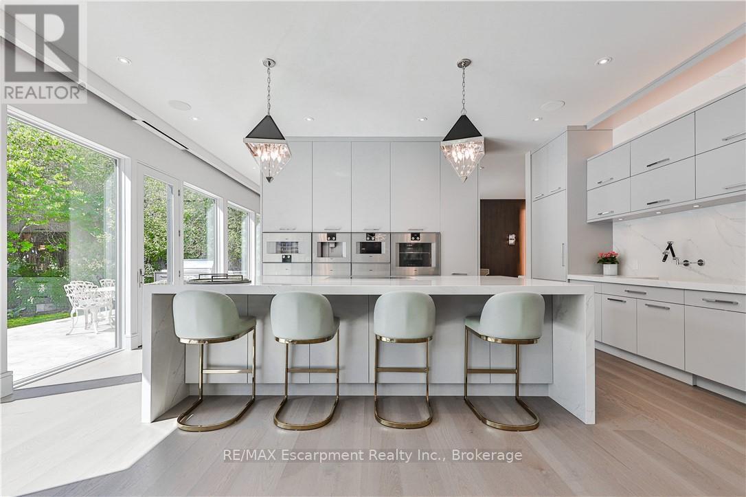 Photo 34 of 2250 Chancery Lane W, Oakville ON