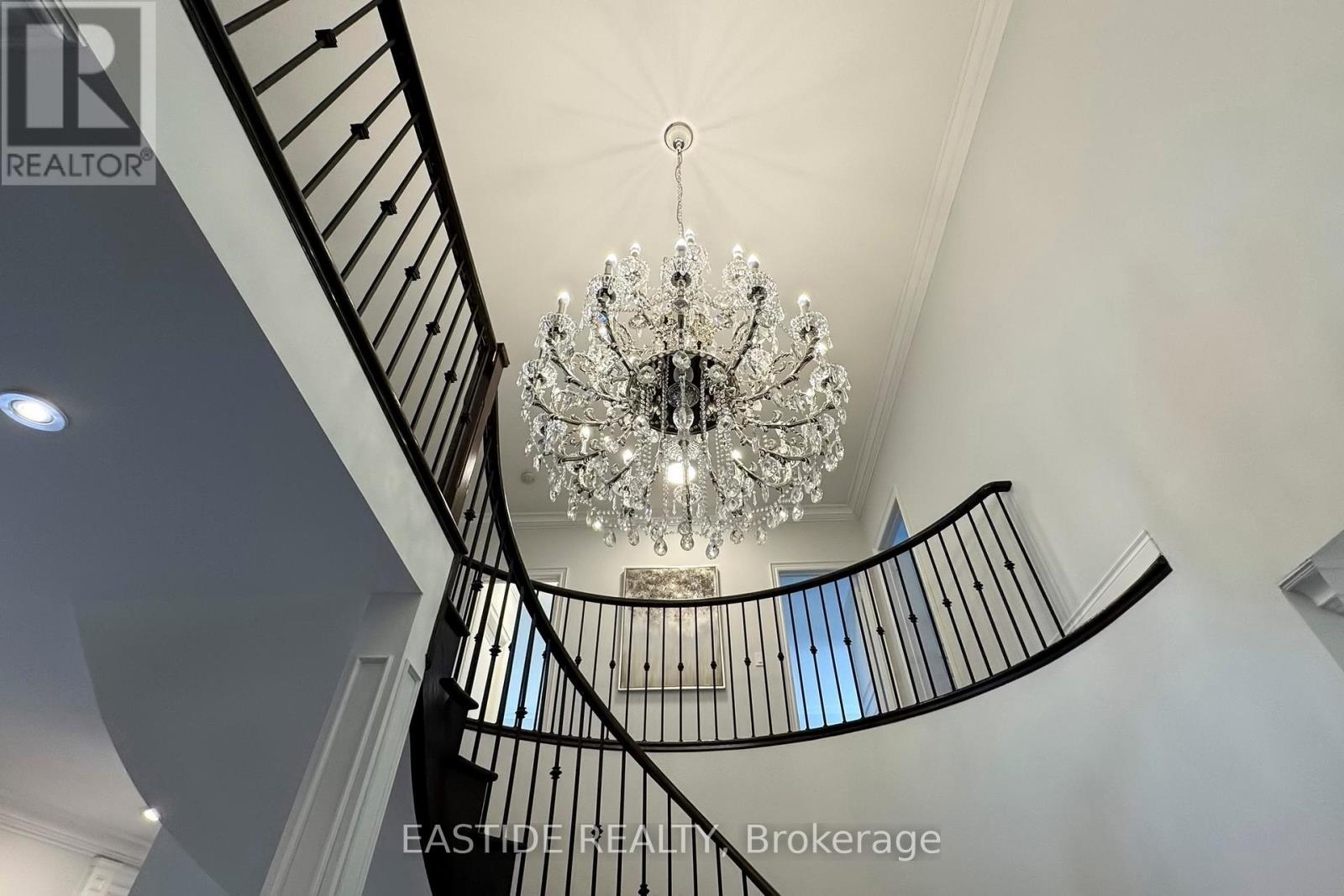 Photo 19 of 176 Upper Post Road, Vaughan ON