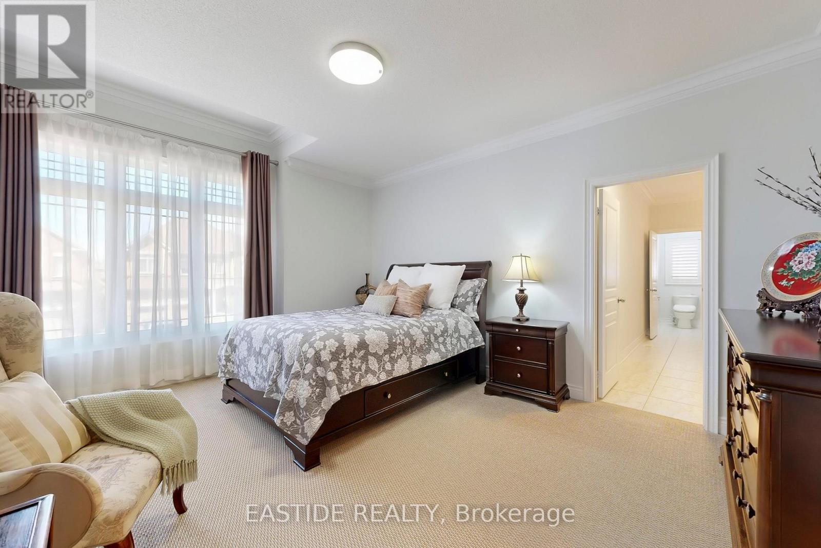 Photo 32 of 176 Upper Post Road, Vaughan ON