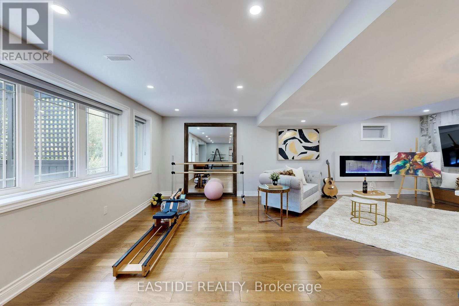Photo 42 of 176 Upper Post Road, Vaughan ON
