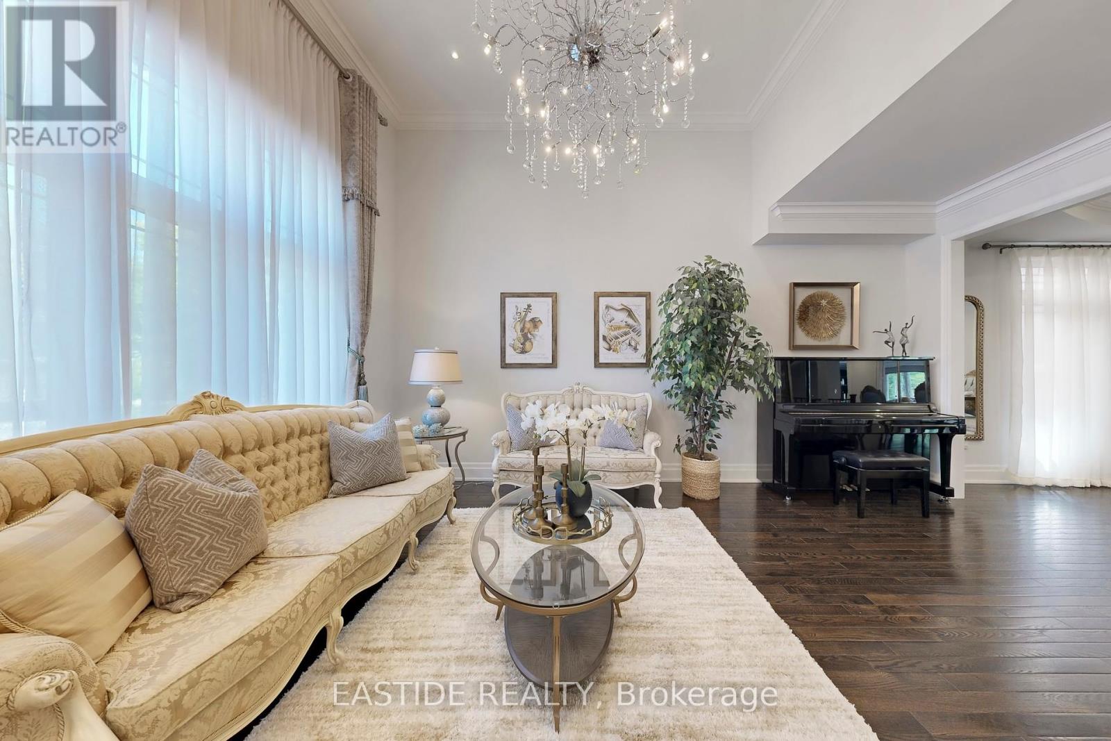 Photo 6 of 176 Upper Post Road, Vaughan ON