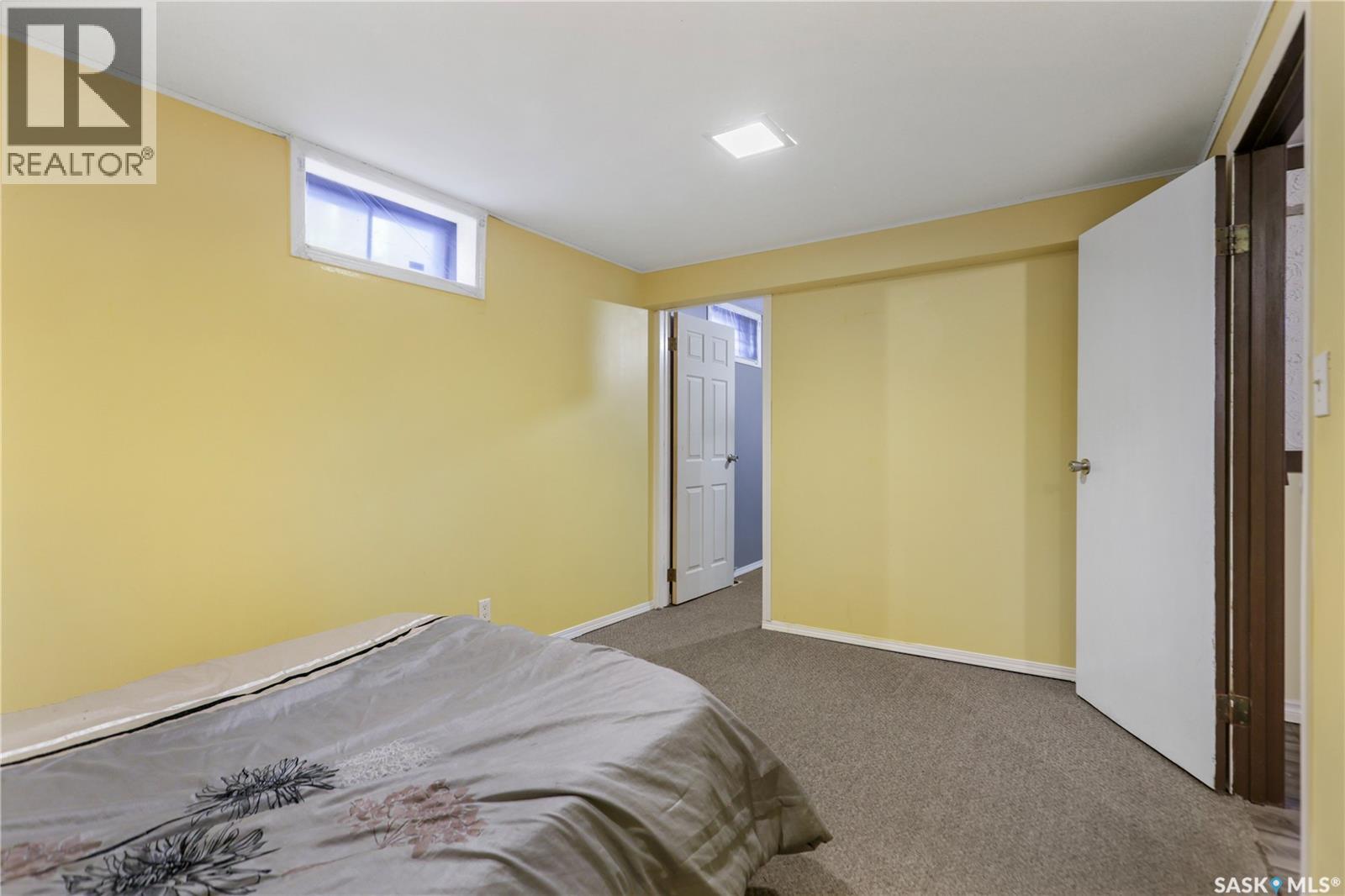 Photo 1 of 39 Fuhrmann Crescent, Regina SK