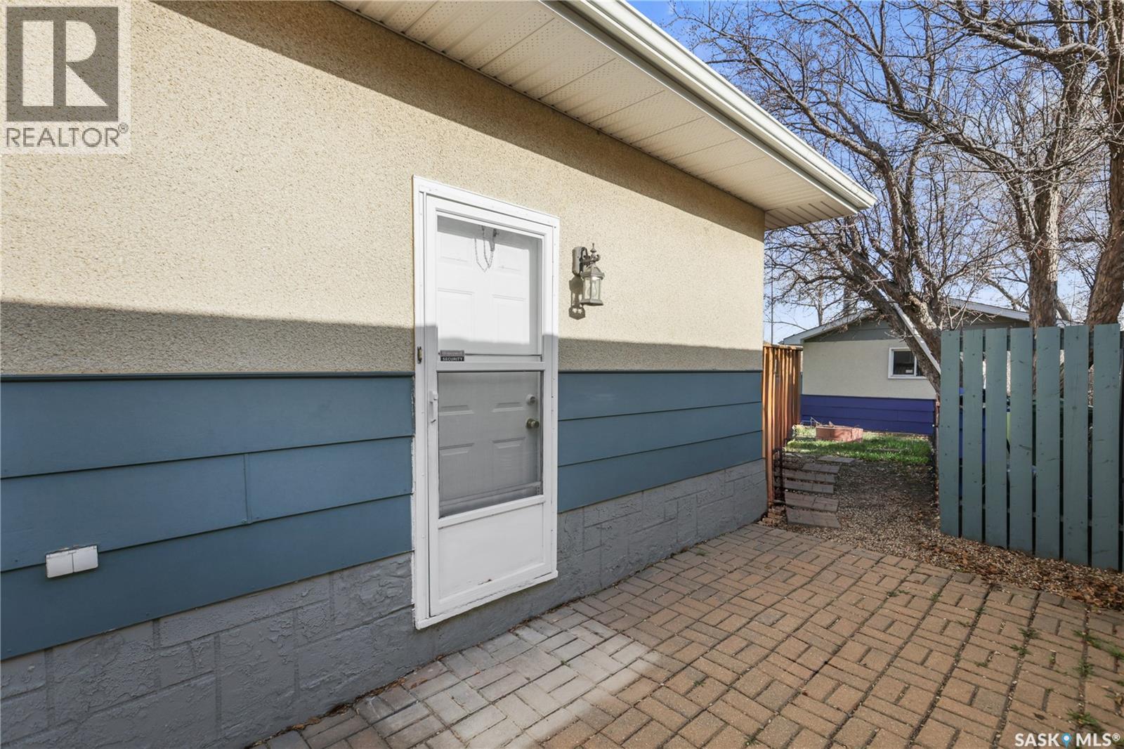 Photo 5 of 39 Fuhrmann Crescent, Regina SK