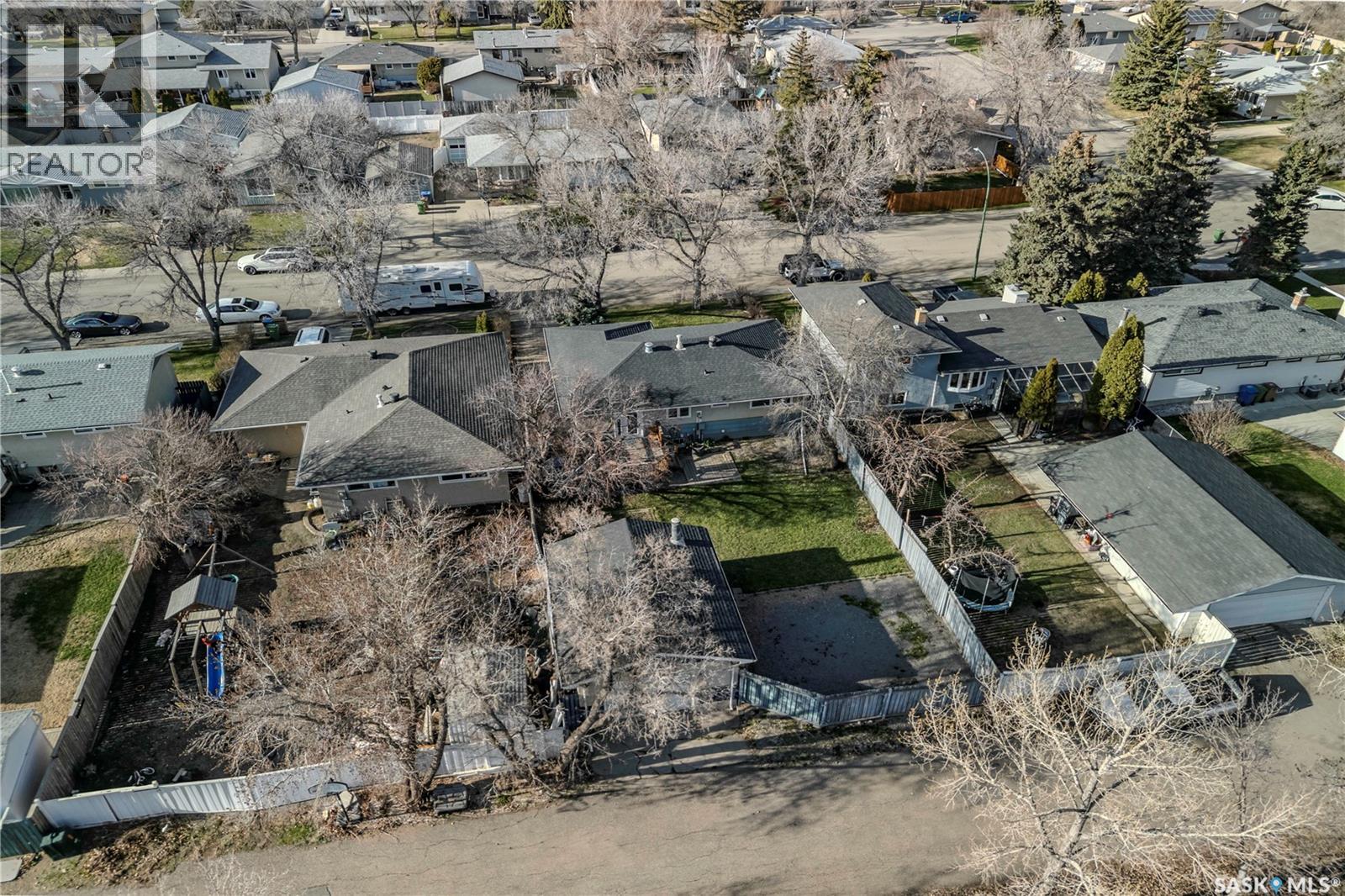 Photo 16 of 39 Fuhrmann Crescent, Regina SK