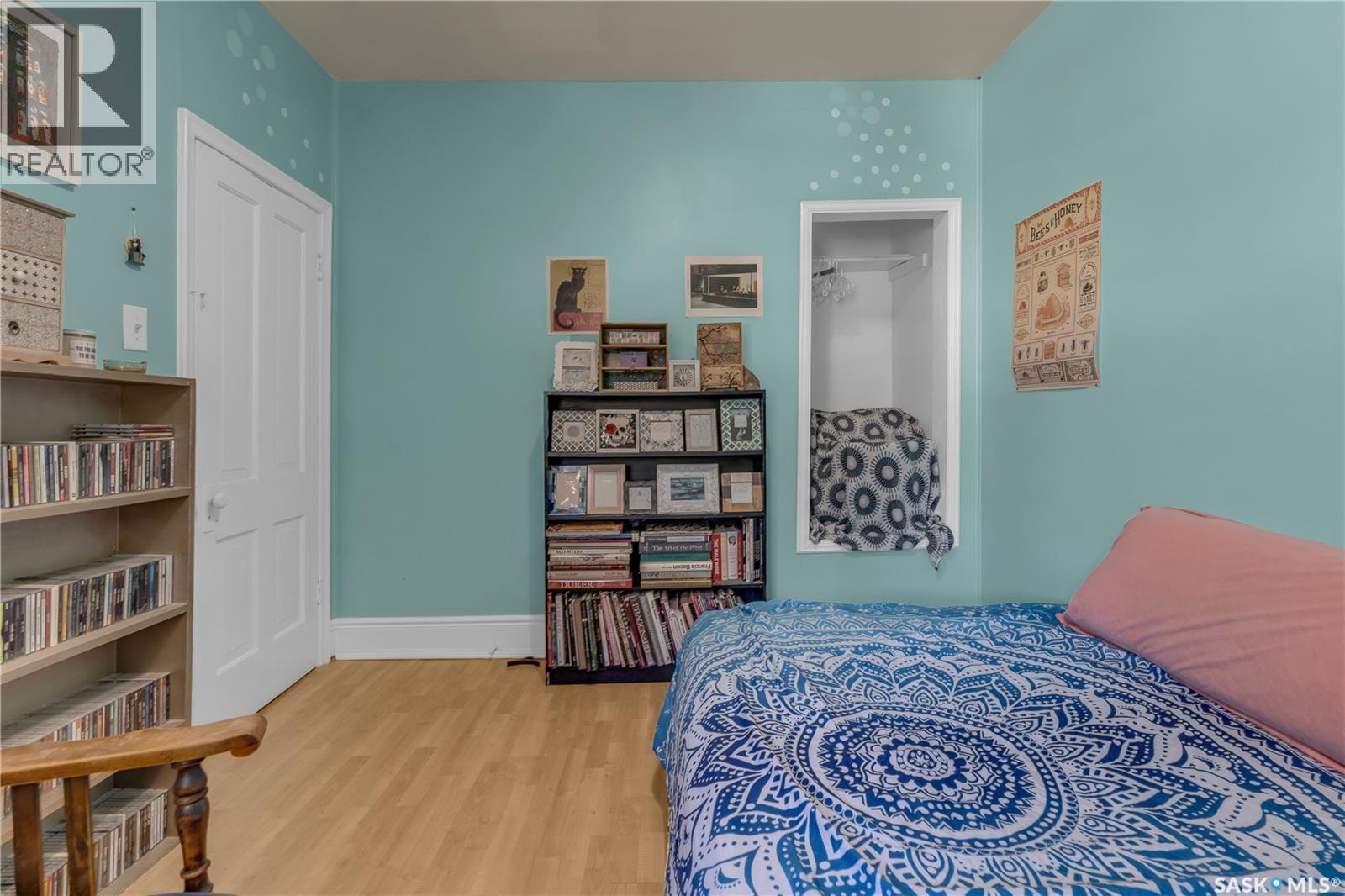 Photo 4 of 2152 Rae Street, Regina SK