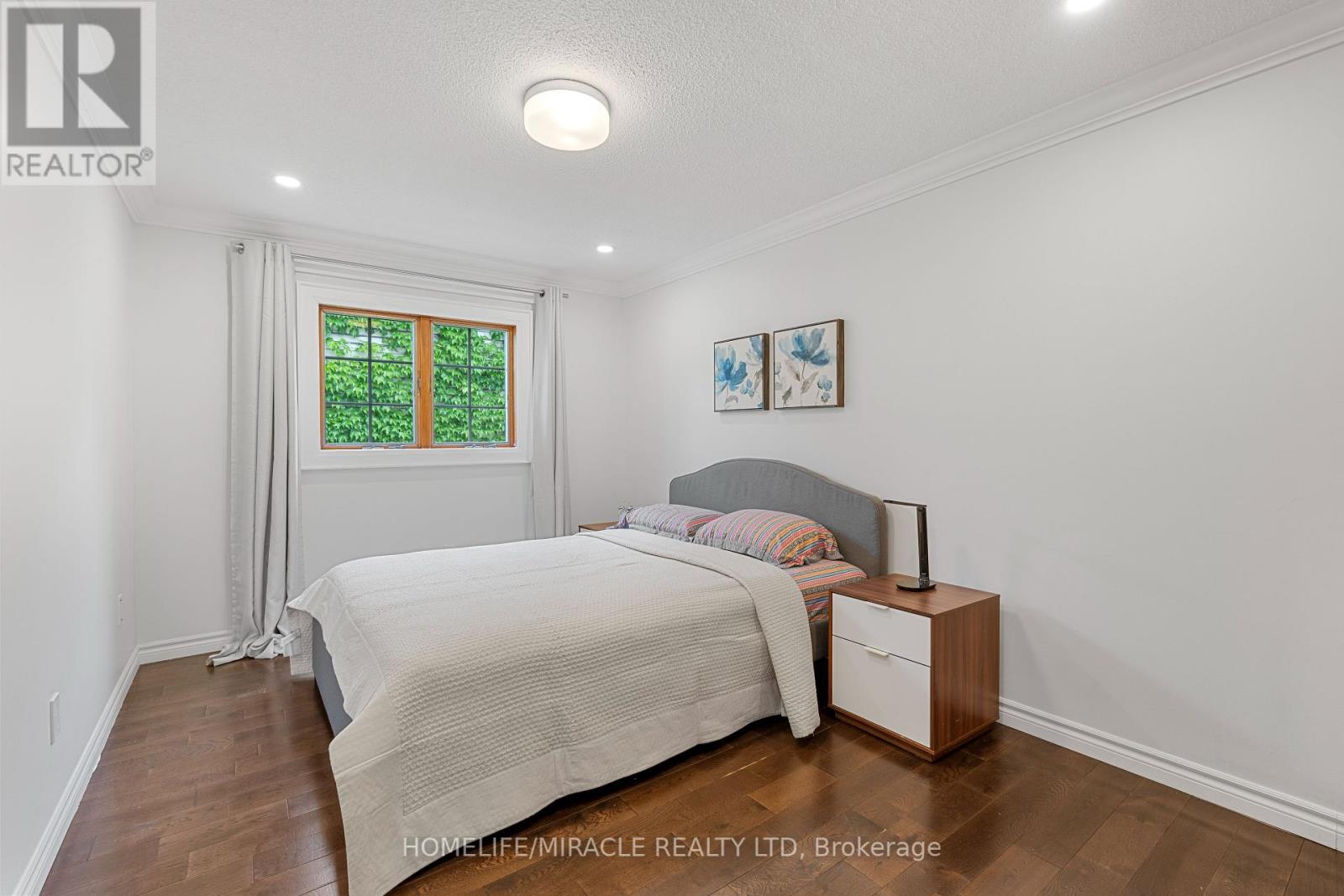 Photo 25 of 4216 Sunflower Drive, Mississauga ON