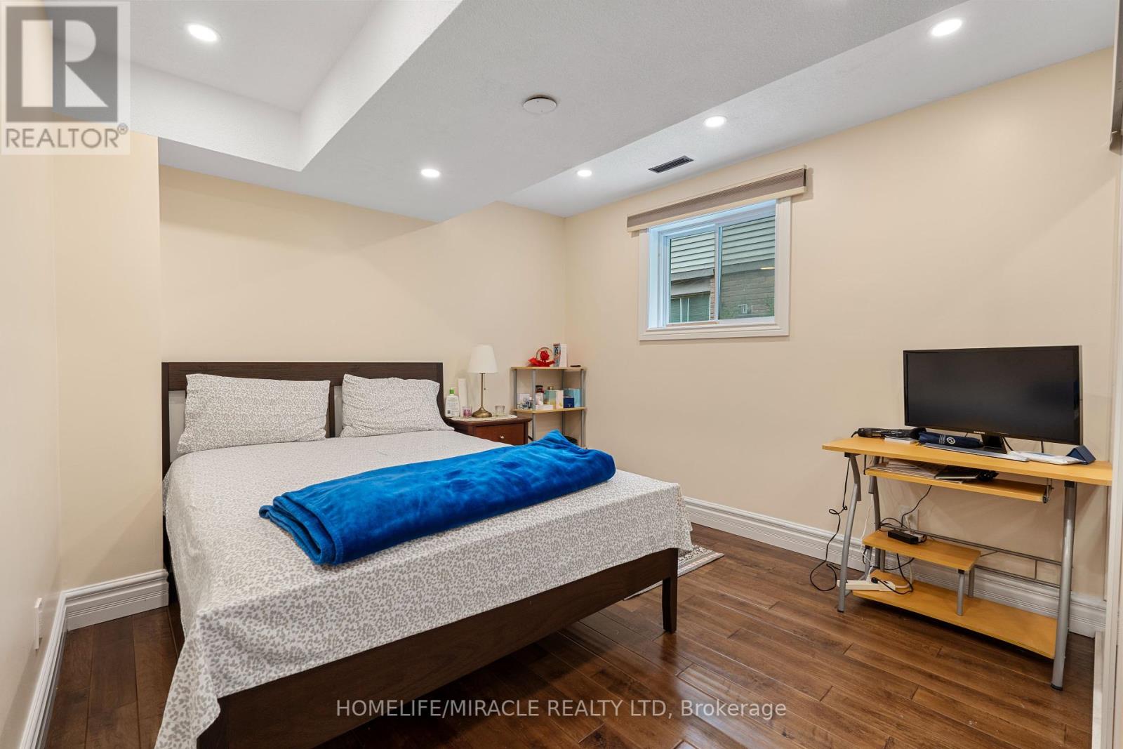 Photo 31 of 4216 Sunflower Drive, Mississauga ON