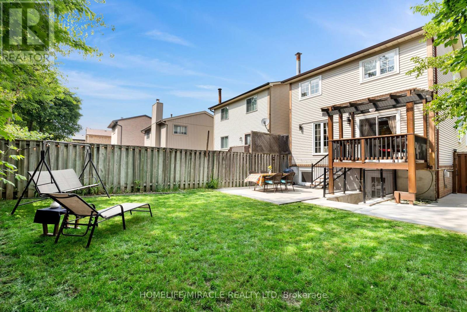 Photo 42 of 4216 Sunflower Drive, Mississauga ON
