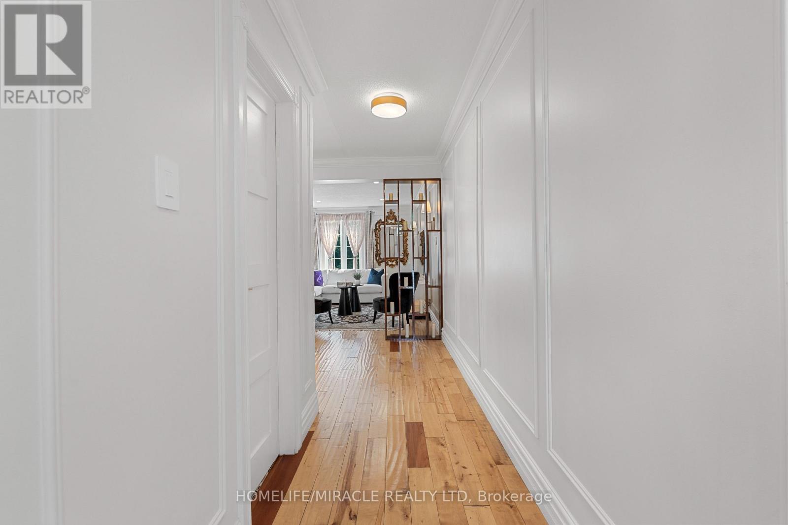 Photo 7 of 4216 Sunflower Drive, Mississauga ON