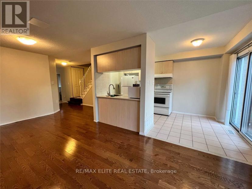 Photo 16 of 29 1240 Westview Terrace, Oakville ON