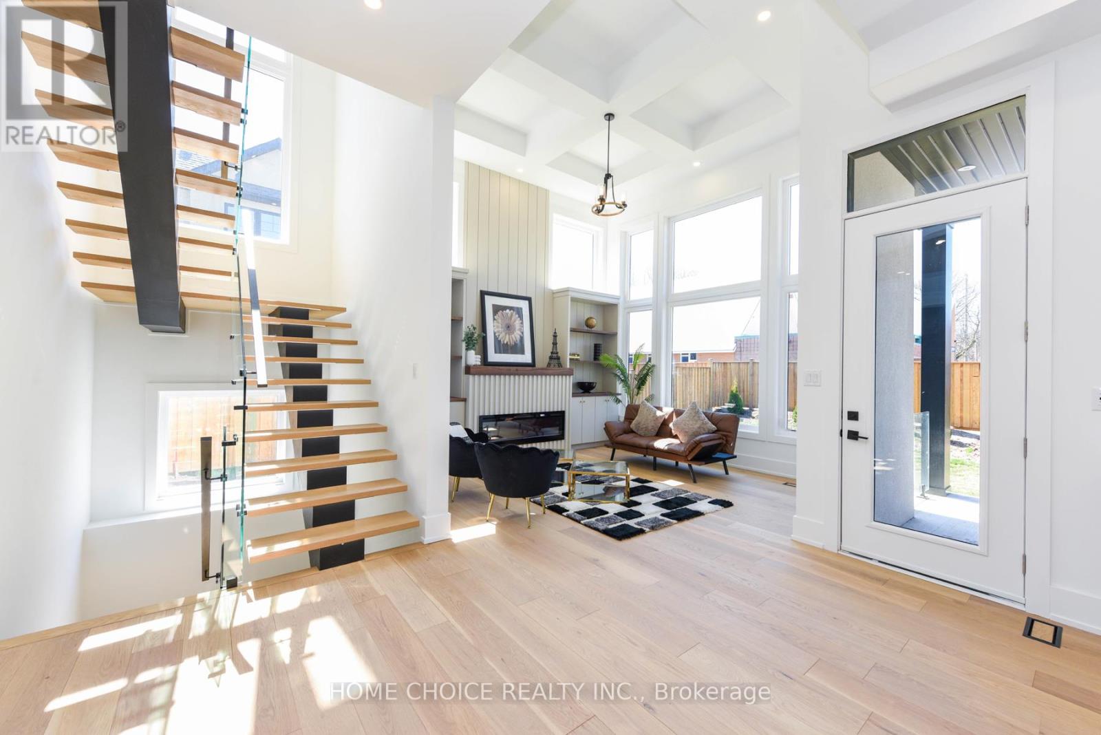 Photo 16 of 310 Tuck Drive, Burlington ON
