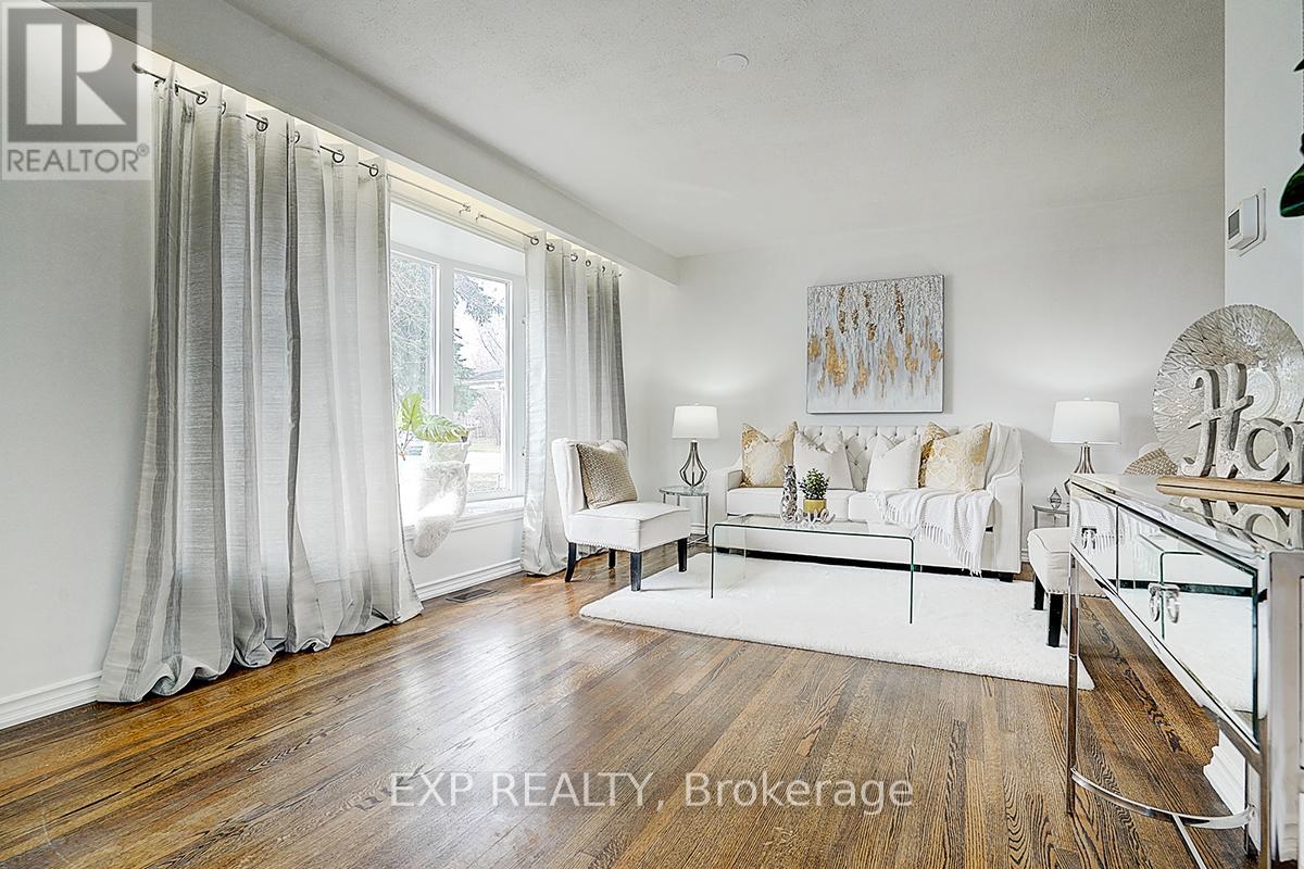 Photo 10 of 11 Tullamore Road, Brampton ON
