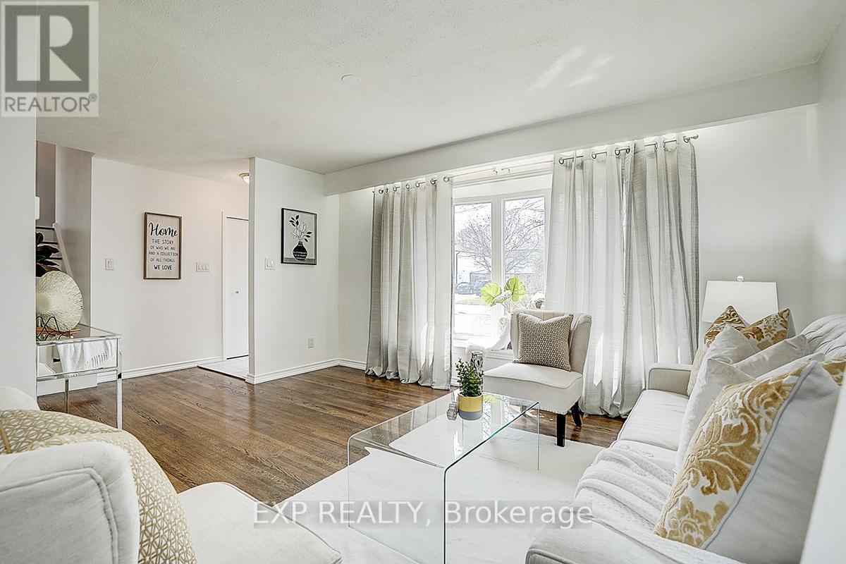 Photo 16 of 11 Tullamore Road, Brampton ON