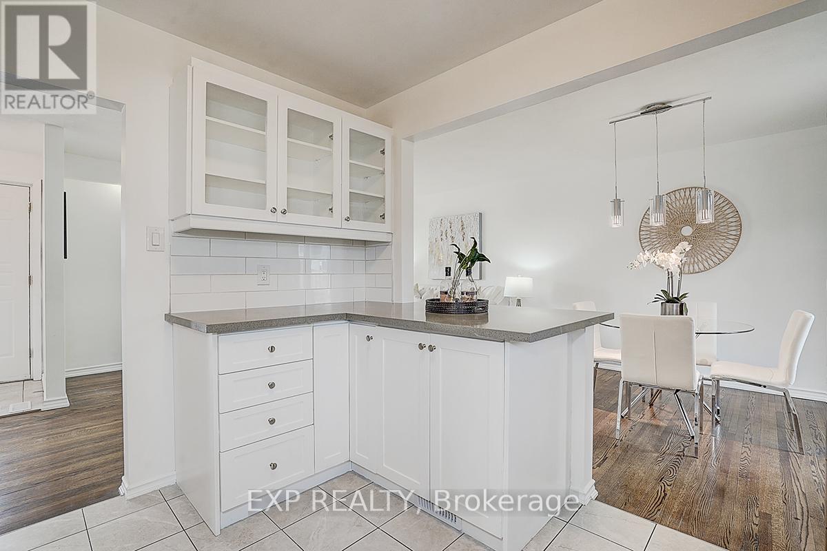 Photo 25 of 11 Tullamore Road, Brampton ON