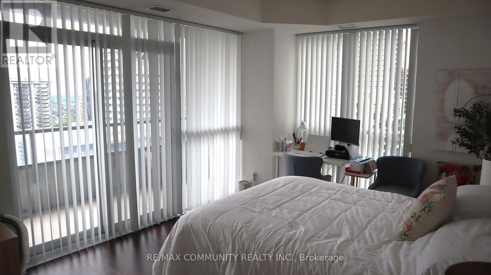 Photo 7 of 1903 25 Broadway Avenue, Toronto ON