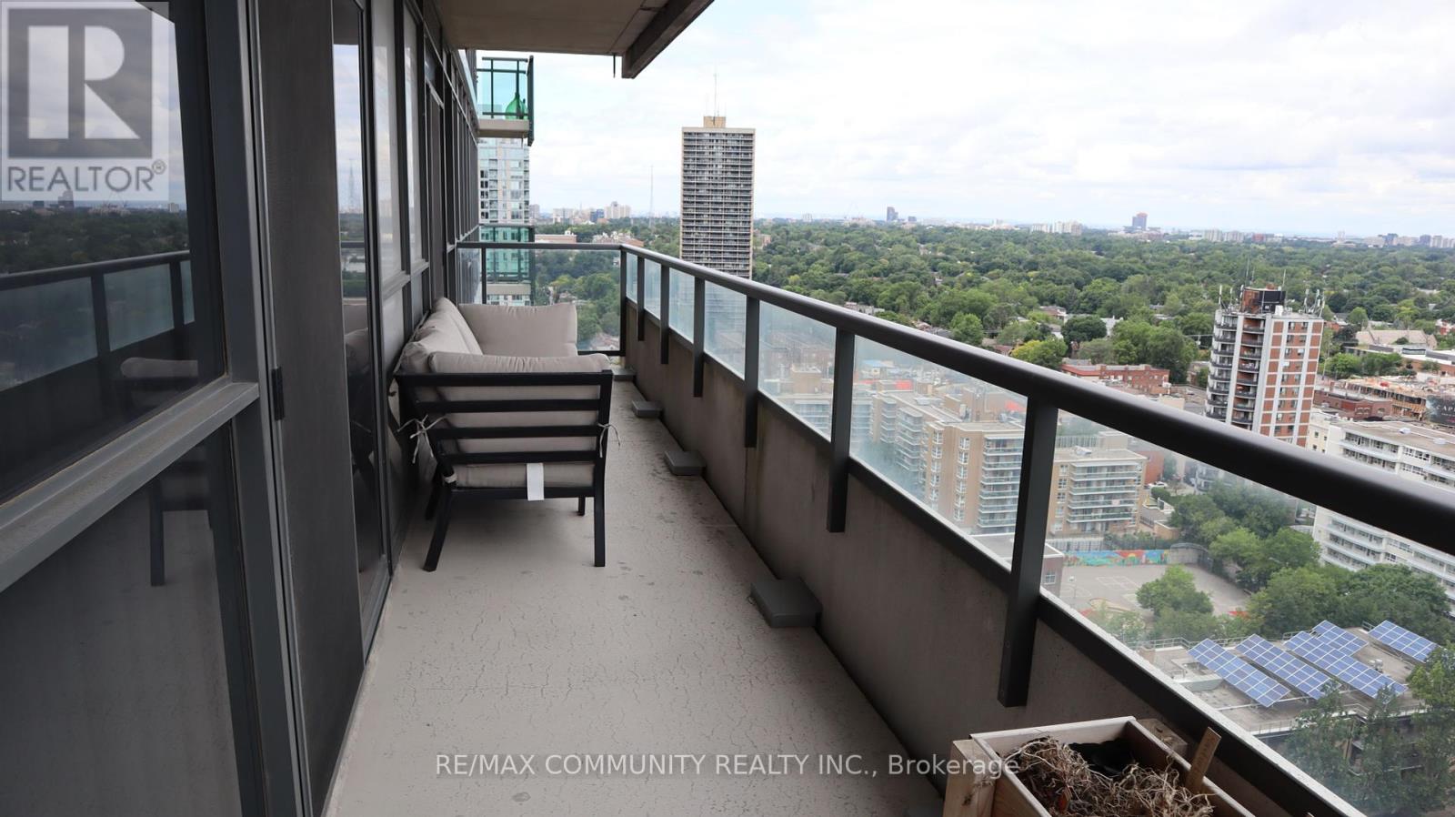 Photo 15 of 1903 25 Broadway Avenue, Toronto ON