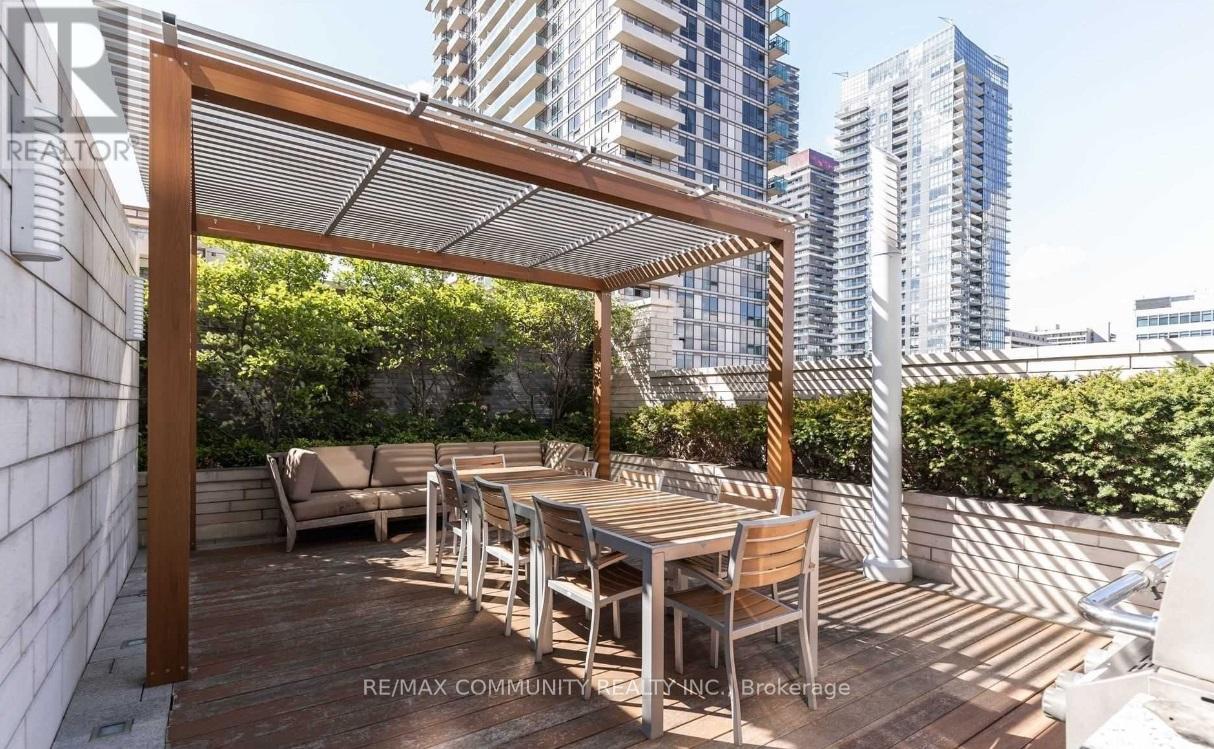 Photo 17 of 1903 25 Broadway Avenue, Toronto ON