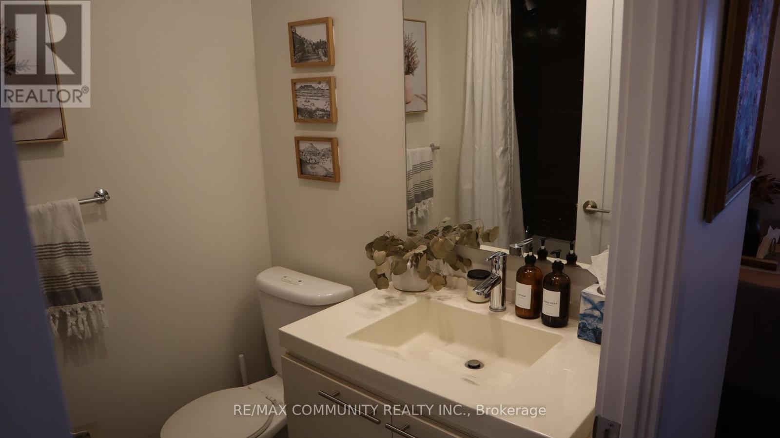 Photo 18 of 1903 25 Broadway Avenue, Toronto ON