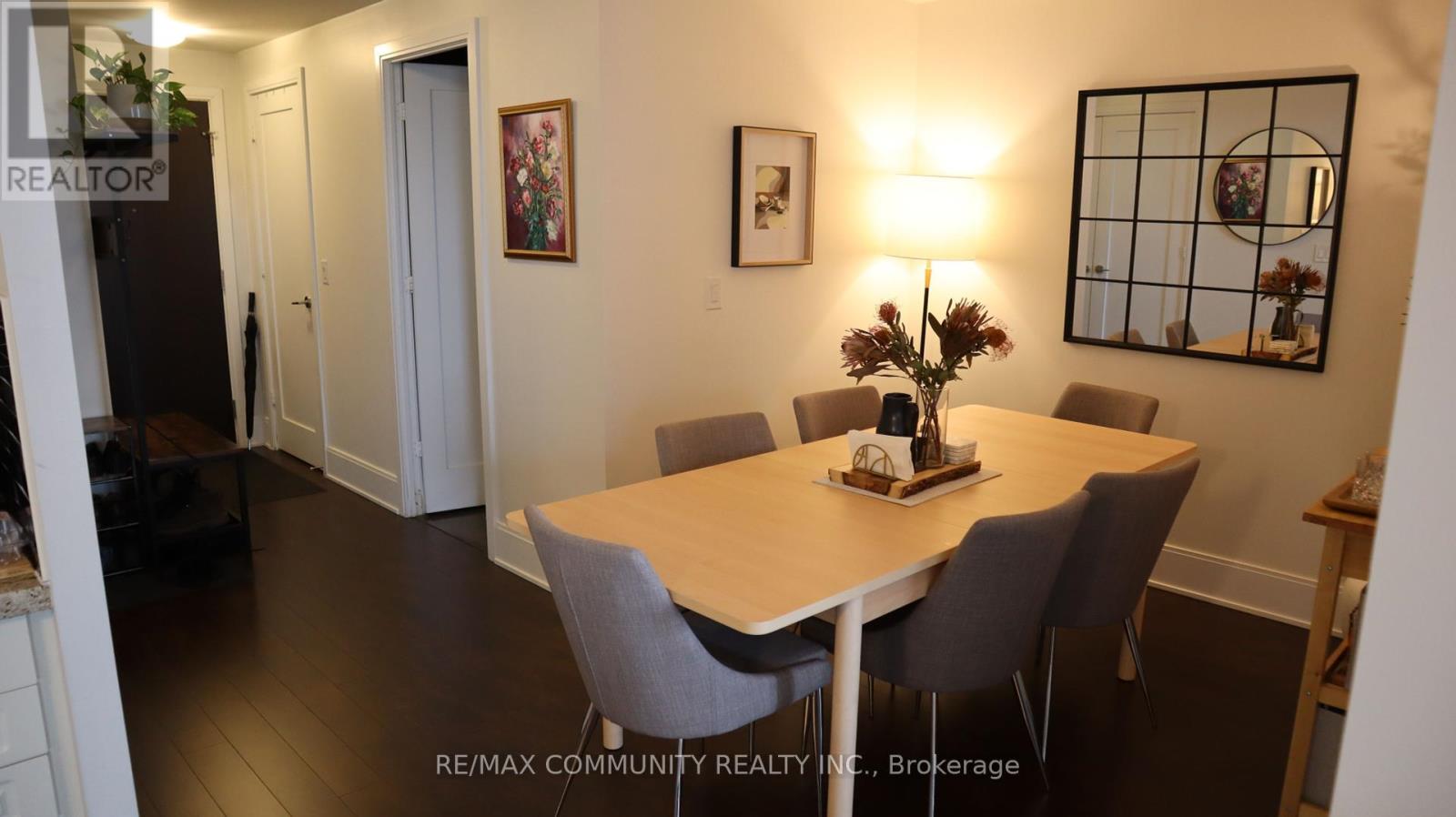 Photo 8 of 1903 25 Broadway Avenue, Toronto ON