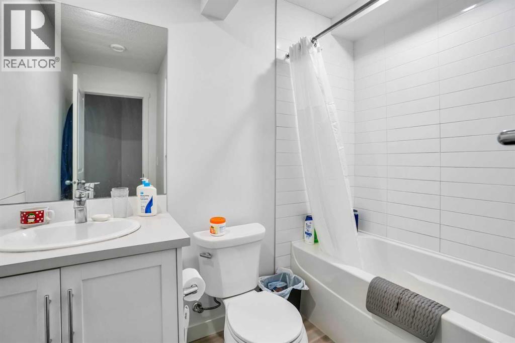 Single Family House for Sale in  Belmont Avenue SW Belmont Calgary 