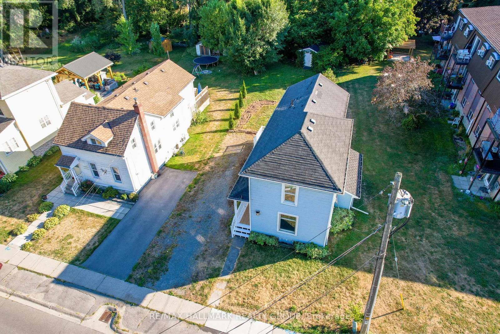 Photo 37 of 21 Downes Avenue, Prince Edward County ON