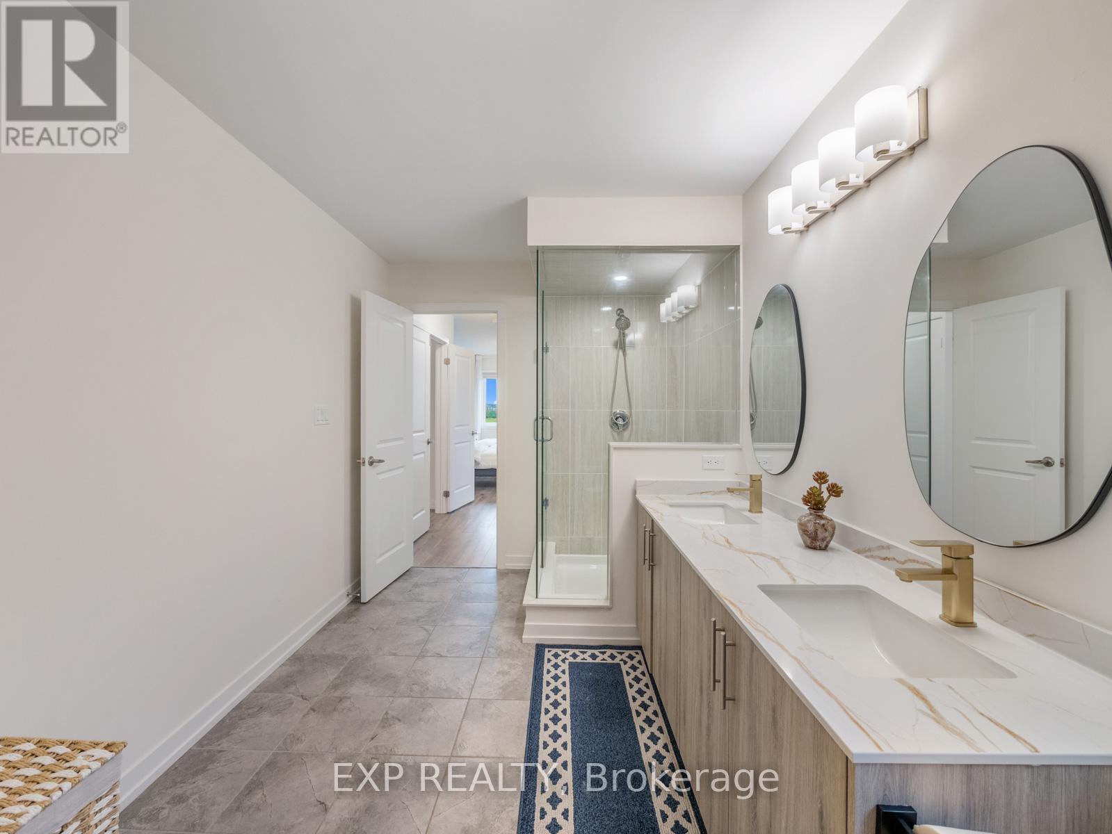 Photo 19 of 1476 Rose Way, Milton ON