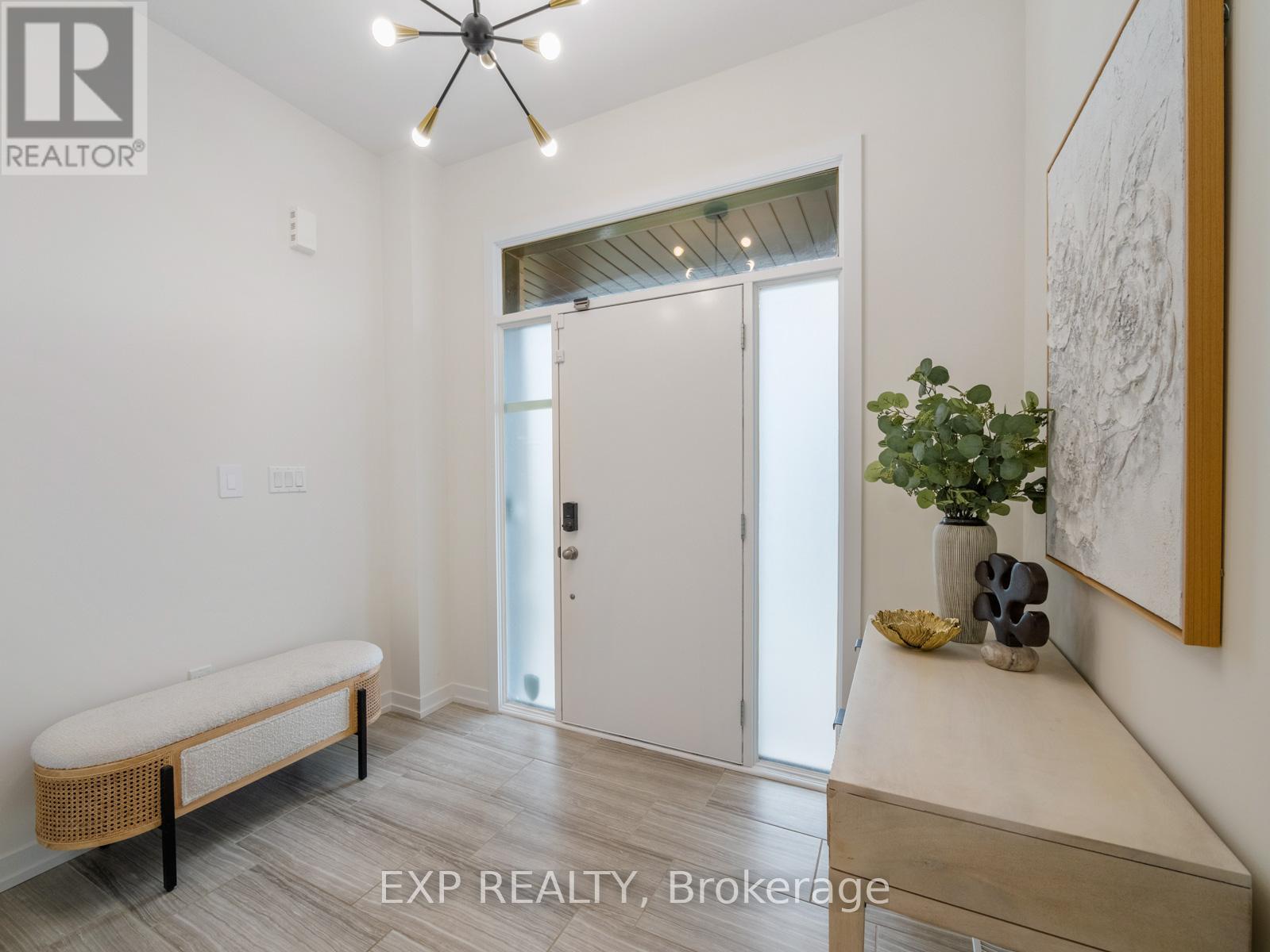 Photo 5 of 1476 Rose Way, Milton ON