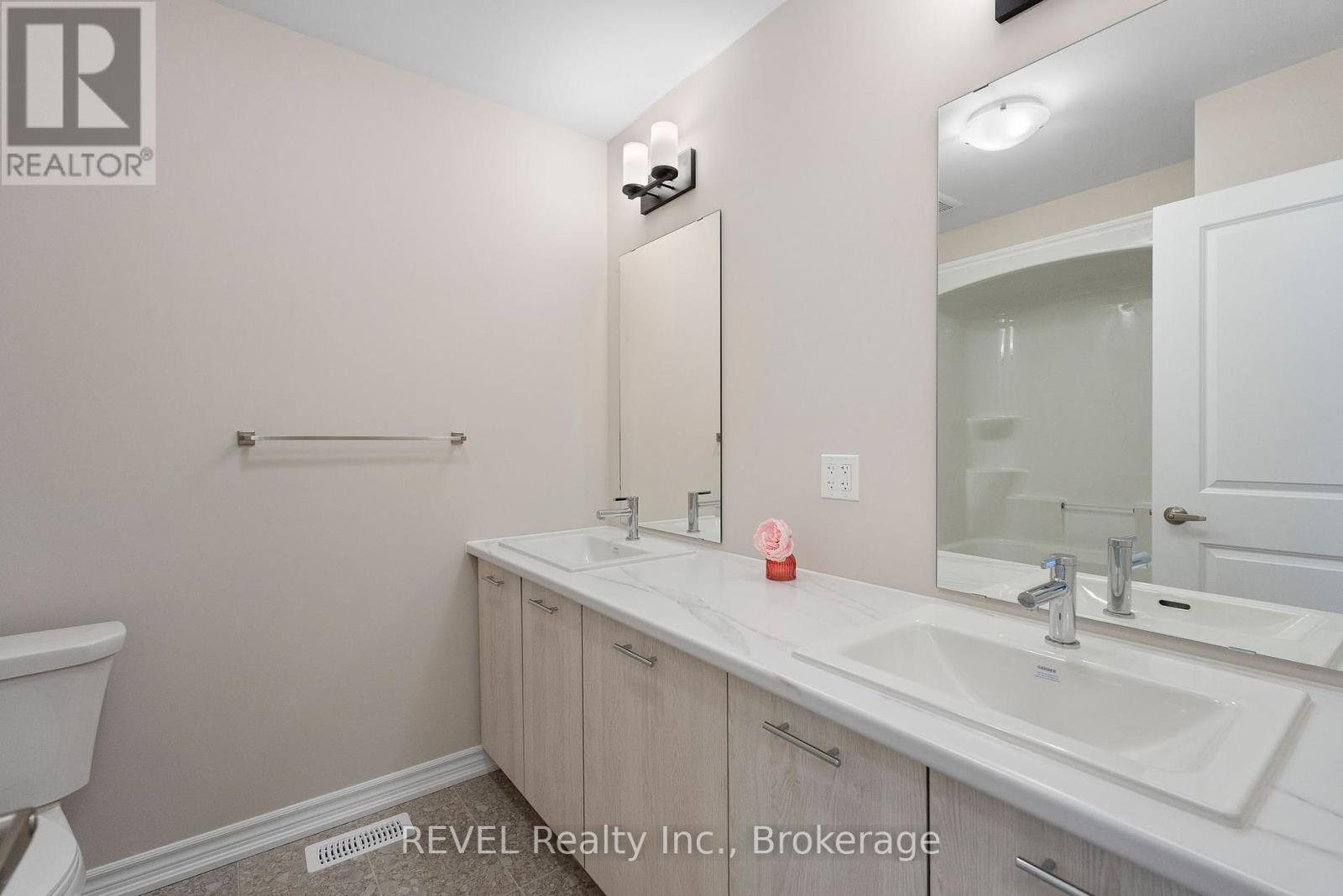 Photo 32 of 3286 Parker Avenue, Fort Erie ON