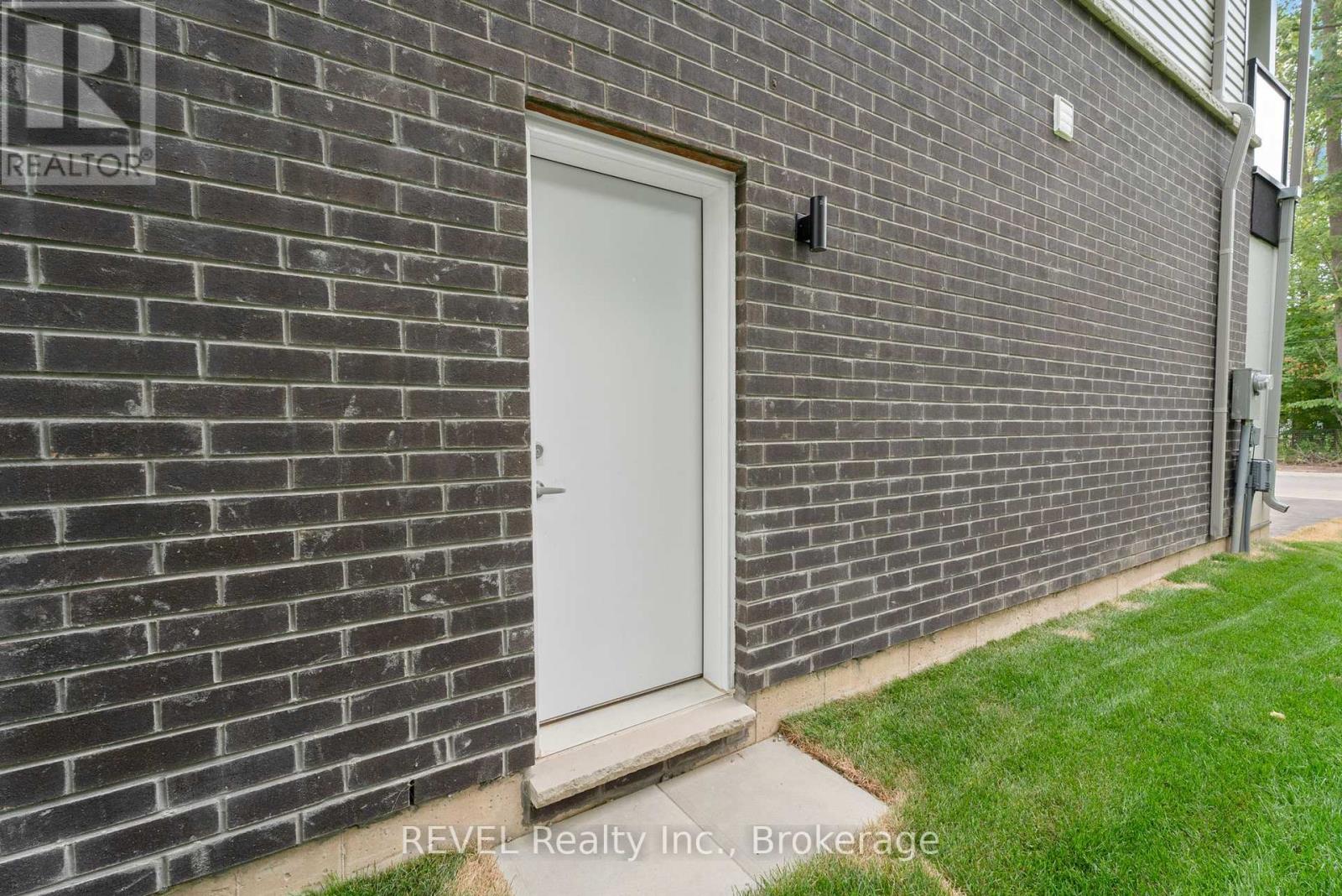 Photo 1 of 3286 Parker Avenue, Fort Erie ON