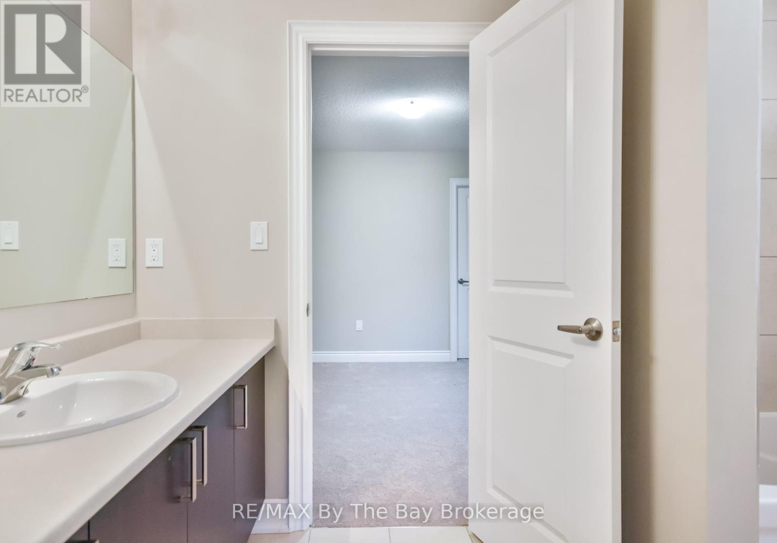 Photo 3 of 21 Amber Drive, Wasaga Beach ON