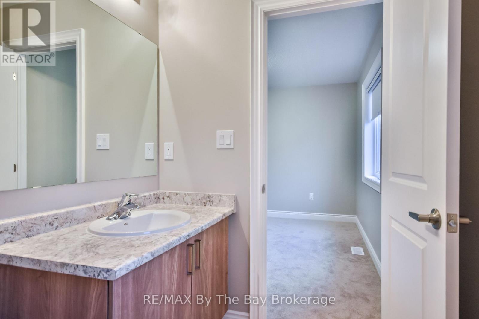 Photo 34 of 21 Amber Drive, Wasaga Beach ON