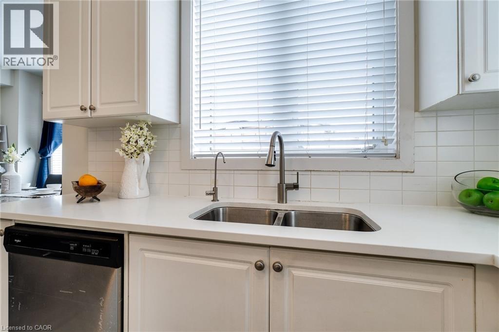 Photo 18 of 590 North Service Road Unit 98, Stoney Creek ON