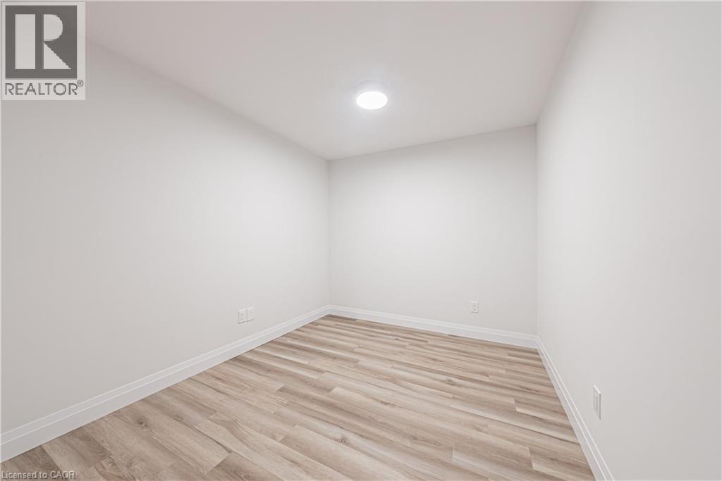 Photo 18 of 153 Wilson Street W Unit 103, Ancaster ON