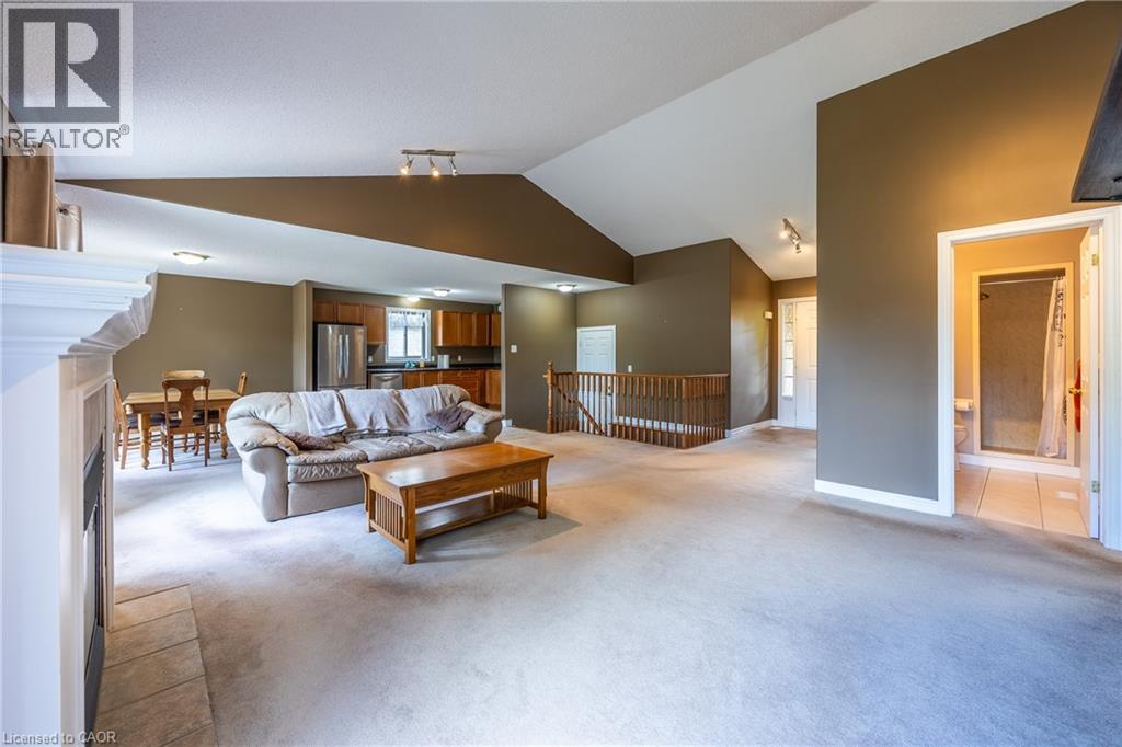 Photo 11 of 30 Coastal Court, Port Dover ON
