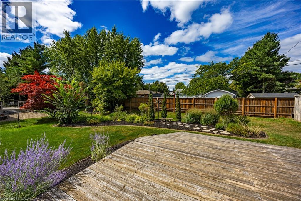 Photo 22 of 30 Coastal Court, Port Dover ON