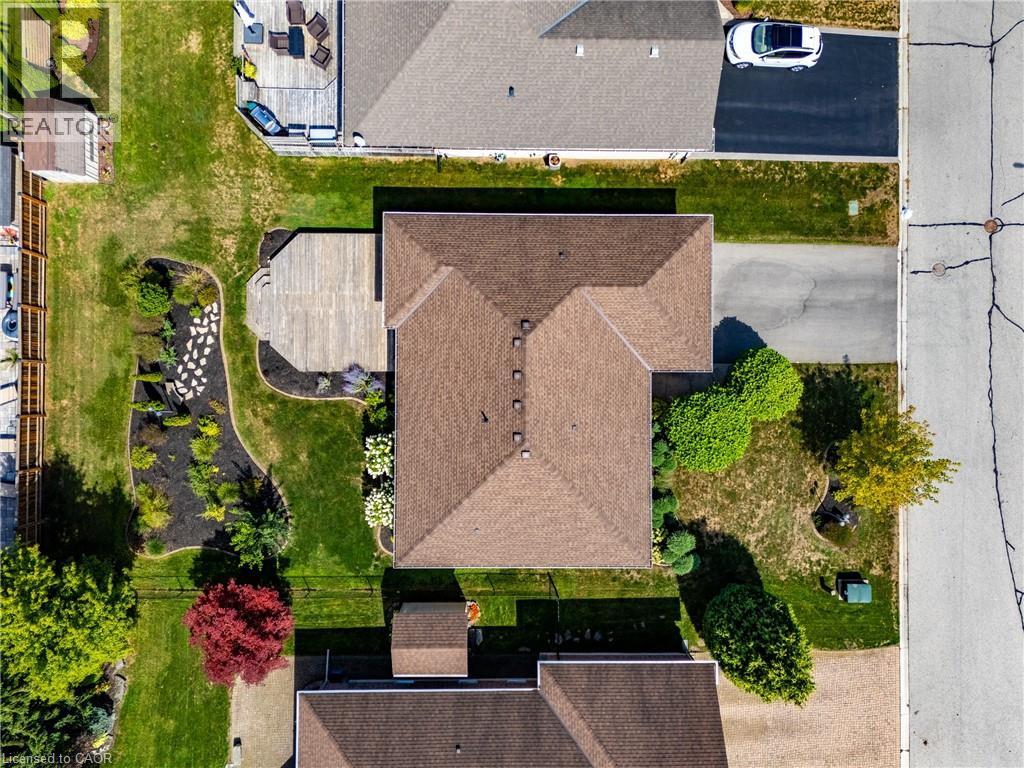 Photo 23 of 30 Coastal Court, Port Dover ON