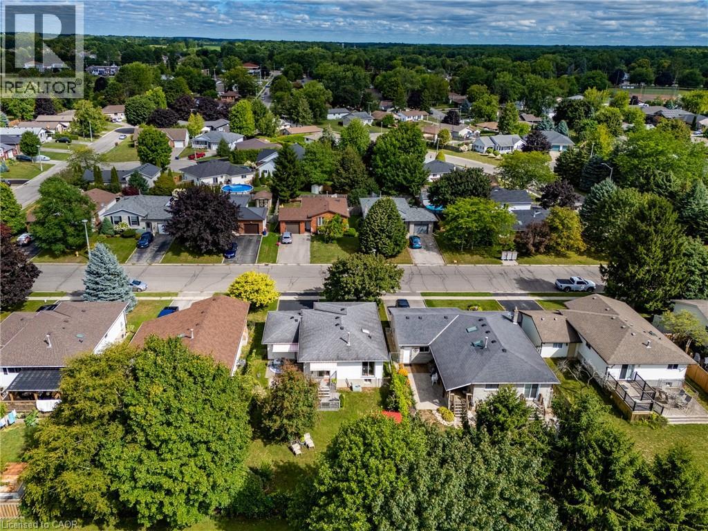 Photo 19 of 307 Dover Avenue, Port Dover ON