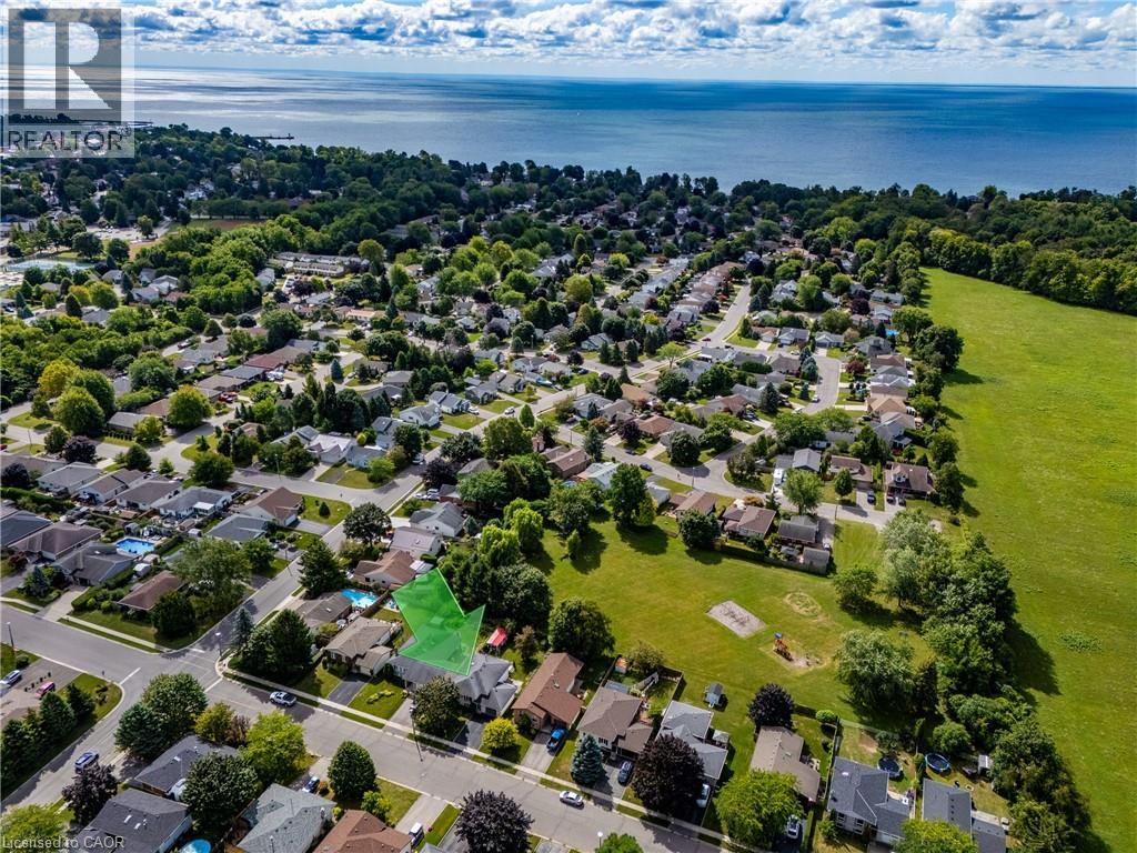 Photo 35 of 307 Dover Avenue, Port Dover ON