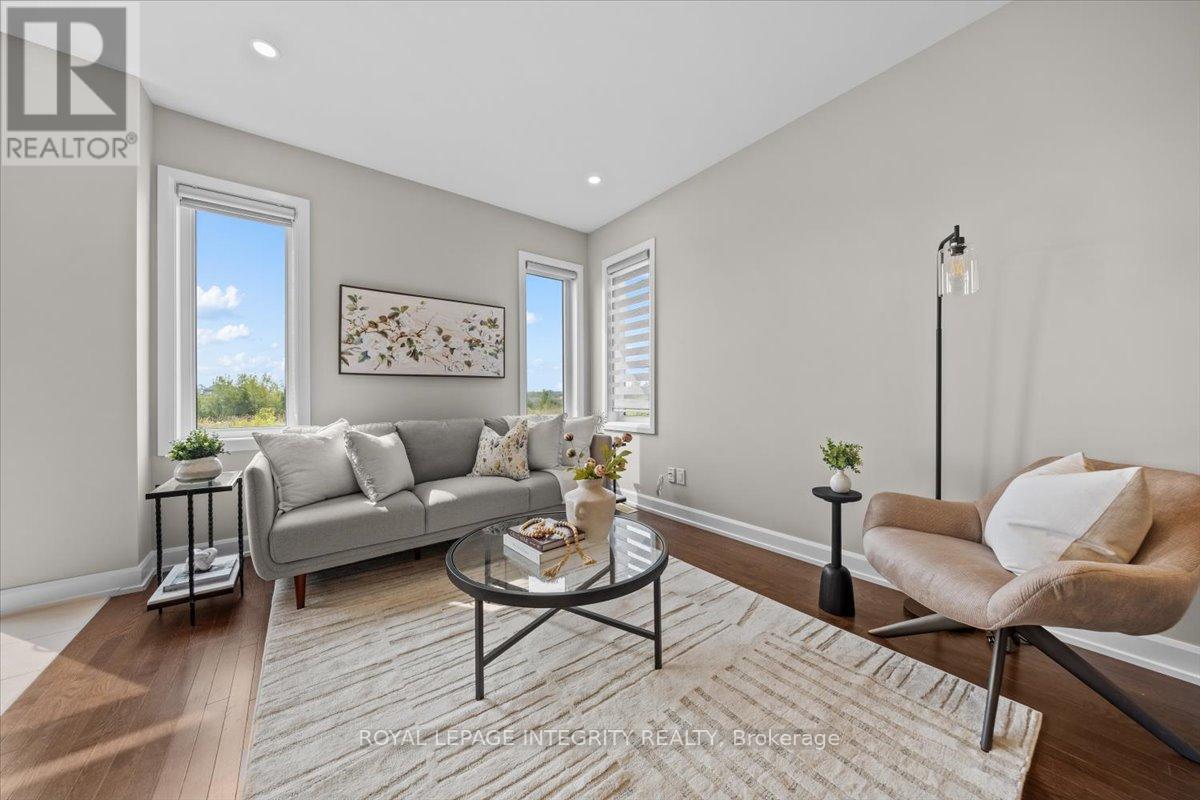 Photo 12 of 93 Aura Avenue, Ottawa ON