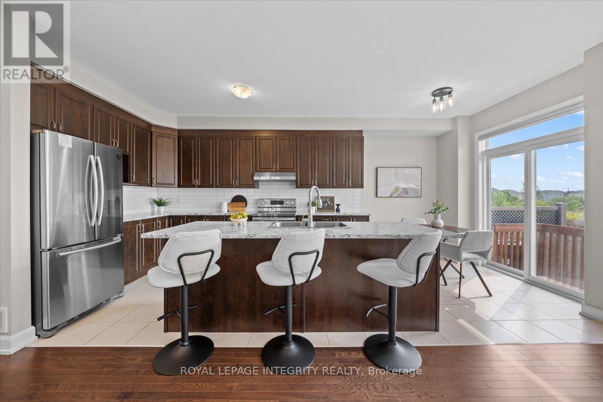 Photo 8 of 93 Aura Avenue, Ottawa ON
