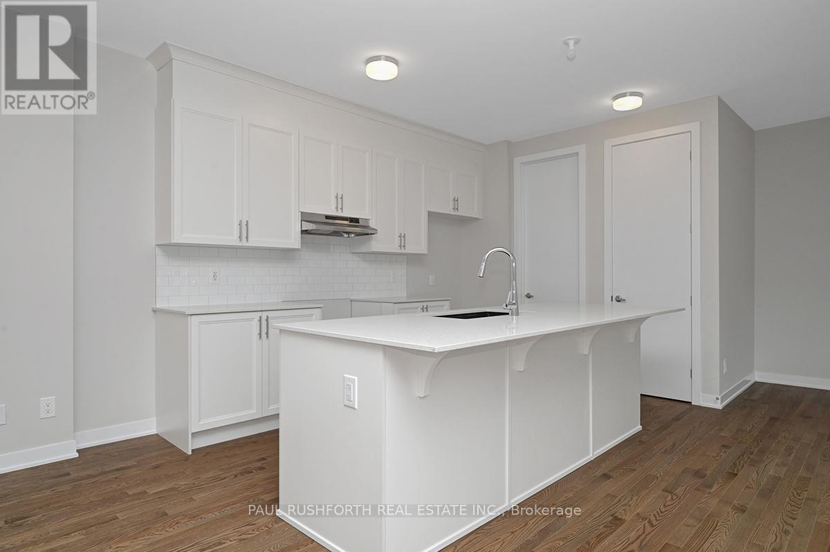 Photo 10 of 336 Peninsula Road, Ottawa ON