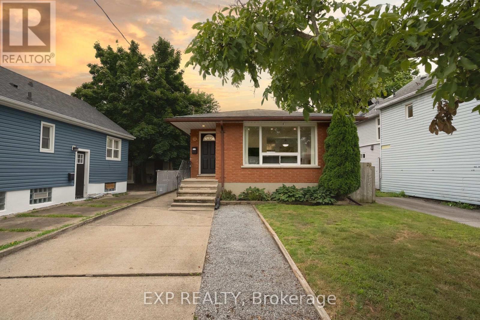 Photo 1 of 12 Lailey Street, St Catharines ON